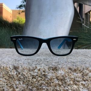 Ray-Ban wayfarer sunglasses